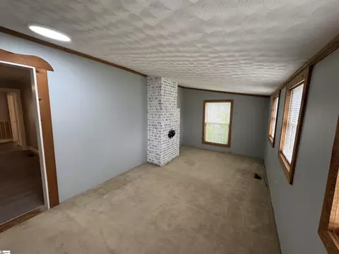 116 Mitchell Cir, Buffalo, SC 29321 photo 4