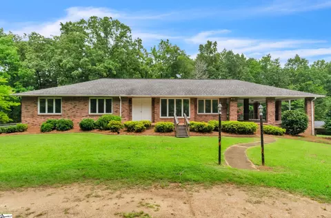 530 Hideaway Cv, Chester, SC 29706
