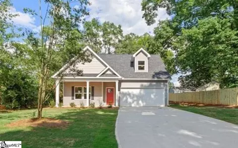 320 Laurel St, Greenville, SC 29609