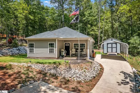 1003 Sussex Dr, Westminster, SC 29693