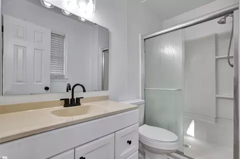 Bath - 115 Roberts Dr, Anderson, SC 29621 photo 1 of 2