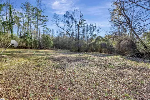 Exterior - 115 Roberts Dr, Anderson, SC 29621 photo 8 of 8