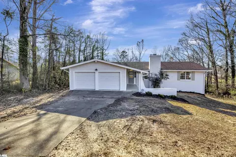 Exterior - 115 Roberts Dr, Anderson, SC 29621 photo 3 of 8