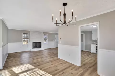 Living - 115 Roberts Dr, Anderson, SC 29621 photo 5 of 5