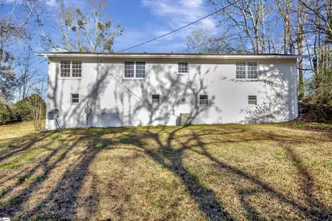 Exterior - 115 Roberts Dr, Anderson, SC 29621 photo 5 of 8