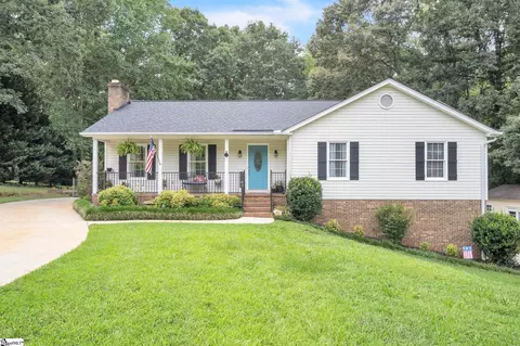 21 Cottage Ln, Taylors, SC 29687