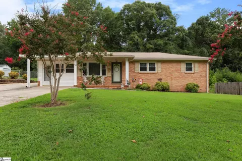 707 Bridge Rd, Taylors, SC 29687