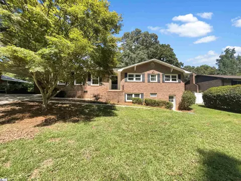157 Saratoga Ave, Spartanburg, SC 29302