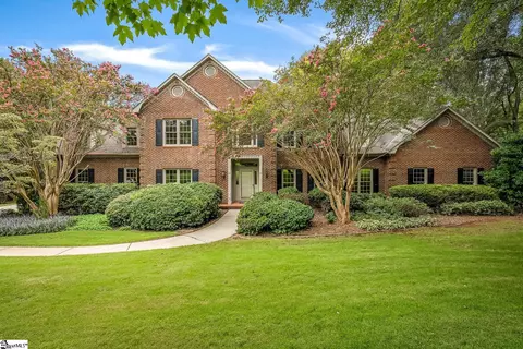 16 Richfield Dr, Greenville, SC 29615