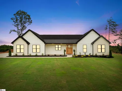6 Jones Kelley Rd, Travelers Rest, SC 29690
