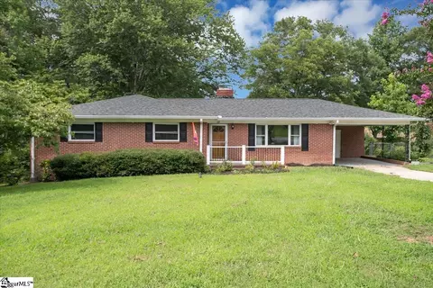 115 Hartsville Dr, Taylors, SC 29687