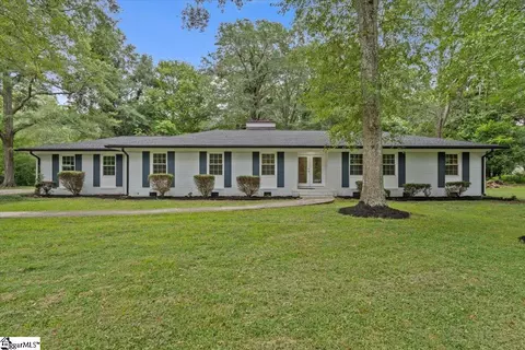 702 Brown Ave, Belton, SC 29627