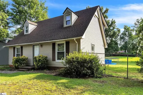 109 Ashdown Dr, Simpsonville, SC 29680