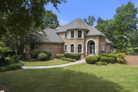 6 Lake Como Ct, Greenville, SC 29609