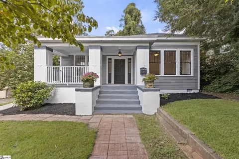 7 Rowley St, Greenville, SC 29601