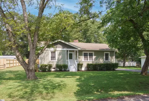 113 Sunrise Dr, Mauldin, SC 29662