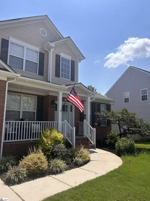 Exterior - 404 Eelgrass Ct, Simpsonville, SC 29680 photo 2 of 7