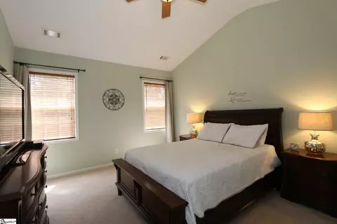 Bedroom - 404 Eelgrass Ct, Simpsonville, SC 29680 photo 1 of 4