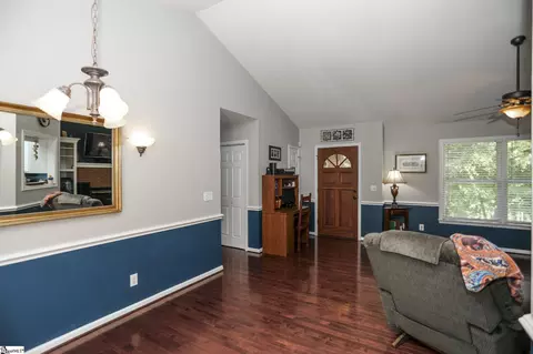 209 Cliffstone Dr, Easley, SC 29640 photo 12