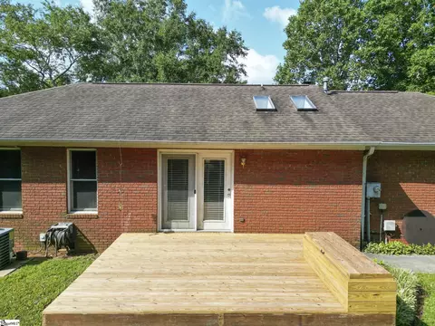 209 Cliffstone Dr, Easley, SC 29640 photo 5
