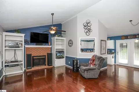209 Cliffstone Dr, Easley, SC 29640 photo 8