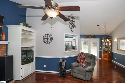 209 Cliffstone Dr, Easley, SC 29640 photo 9
