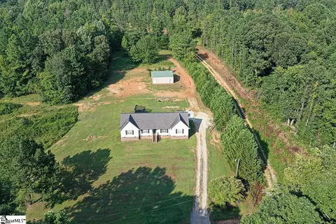791 Stomp Springs Rd, Clinton, SC 29325