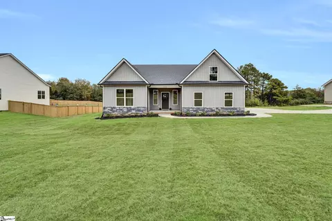 1926 Friendship Church Rd, Gray Court, SC 29645