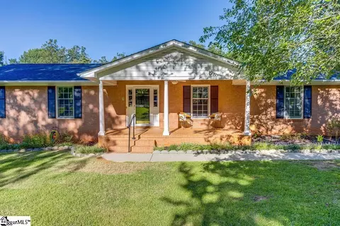 50 Hillcrest Dr, Greer, SC 29651