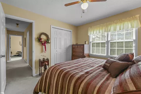 Bedroom - 190 Quail Haven Dr, Easley, SC 29642 photo 4 of 5