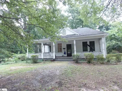 906 E Greenville St, Anderson, SC 29621