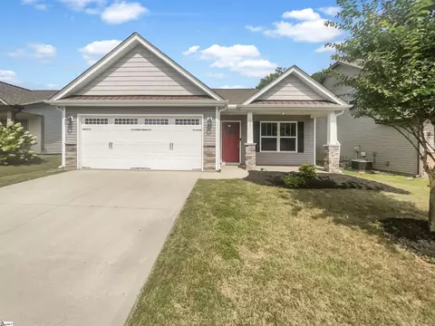225 Everard Ln, Greer, SC 29650