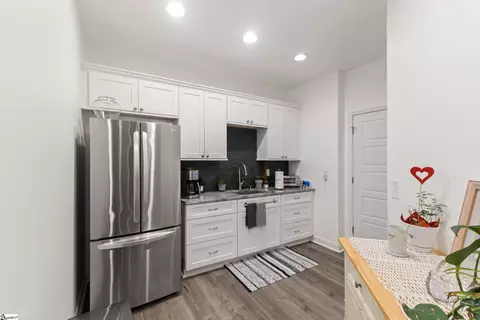Kitchen - 223 Ermon Ct, Greer, SC 29651 photo 4 of 4
