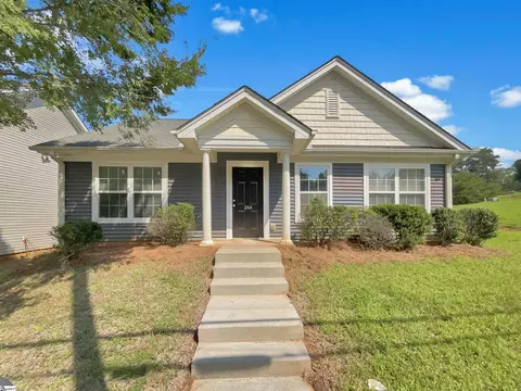 244 Collins Ave, Spartanburg, SC 29306