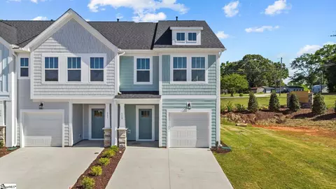 119 Cobden Ct, Fountain Inn, SC 29644
