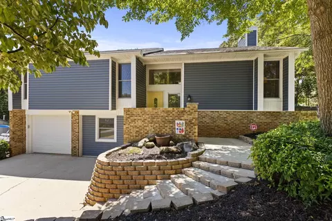112 Bunker Hill Rd, Greer, SC 29650