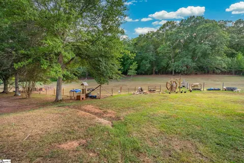 Exterior - 131 Stephens Rd, Pickens, SC 29671 photo 9 of 11