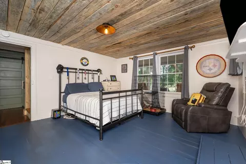 Bedroom - 131 Stephens Rd, Pickens, SC 29671 photo 3 of 7