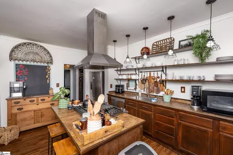 Kitchen - 131 Stephens Rd, Pickens, SC 29671 photo 2 of 3