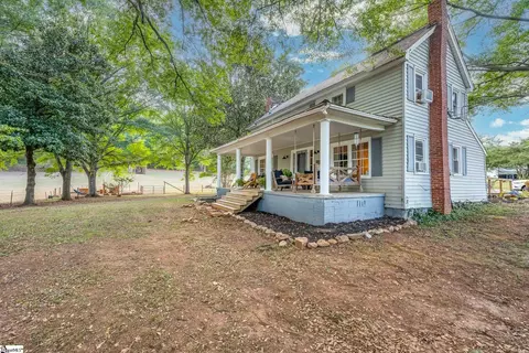 Exterior - 131 Stephens Rd, Pickens, SC 29671 photo 3 of 11