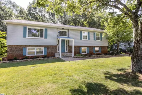 508 Dove Tree Rd, Greenville, SC 29615