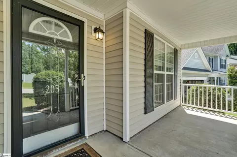 Exterior - 205 Kylemore Ln, Greer, SC 29650 photo 4 of 9