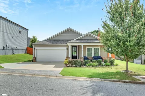 851 Cranwell Ct, Greer, SC 29651