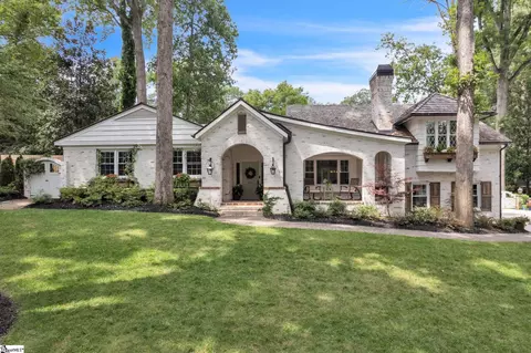 225 Meyers Dr, Greenville, SC 29605