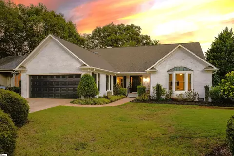129 River Oaks Rd, Greer, SC 29650