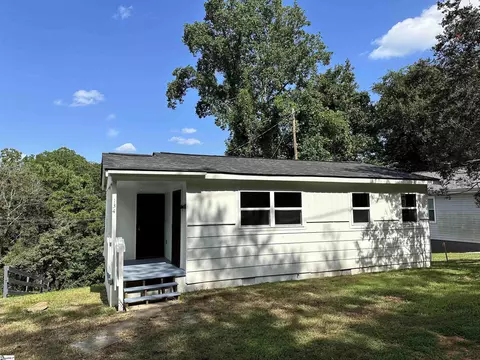 134 Westover Dr, Spartanburg, SC 29306