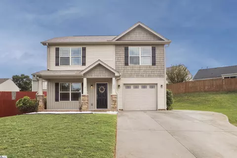 205 Mariner Ct, Greer, SC 29650