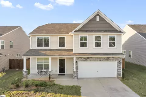 426 Wolfbend Dr, Woodruff, SC 29388