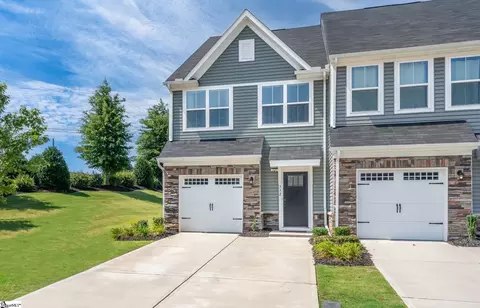 332 Hunt Glenn Ct, Greer, SC 29650 photo 2