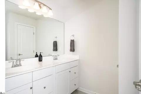 332 Hunt Glenn Ct, Greer, SC 29650 photo 16